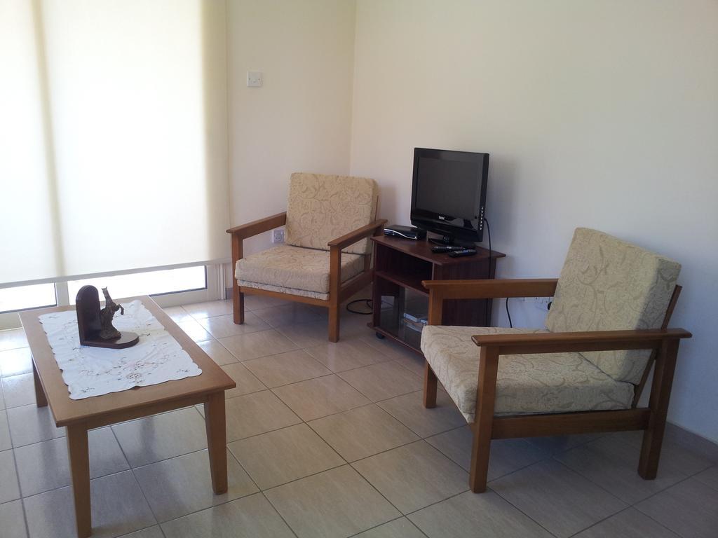 Lazaros Pissouri Apartments Номер фото