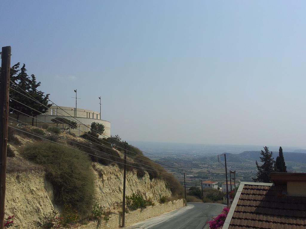 Lazaros Pissouri Apartments Номер фото